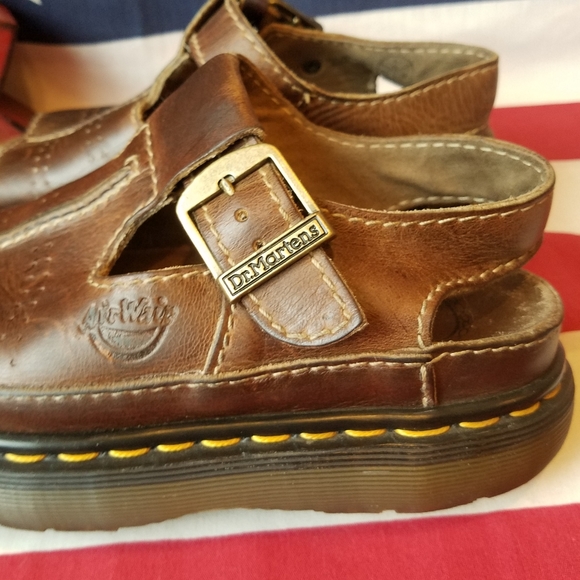 airwair sandals